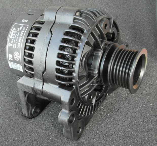 alternator Bosch 0123315001 VW Seat Skoda 14V 70A