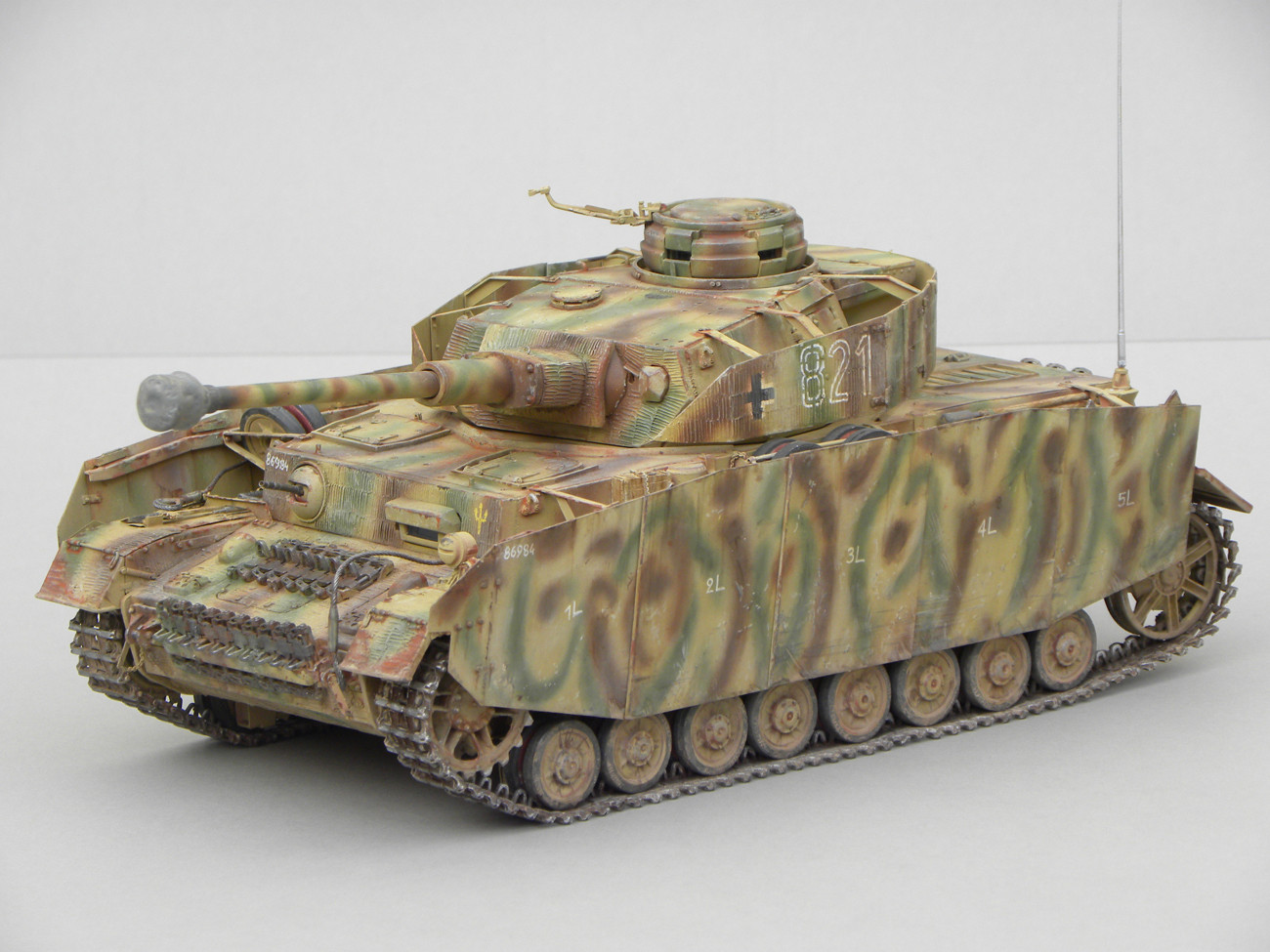 Pz iv h. Камуфляж ПЗ 4. Танк PZ-4 камуфляж. PZKPFW IV Ausf j камуфляж. PZKPFW 4 Ausf h.