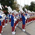 Musztra i koncert plenereowy na ulizy Żeromskiego w Radomiu. 18 czerwca 2016 r.. Tamburmajorka - Julia Rogala, dyrygent - Dariusz Krajewski