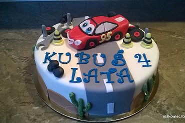 mcqueen auta #auta #samochód #tort z #mcqueen #zic #zac #tort #tort #dla #dzieci