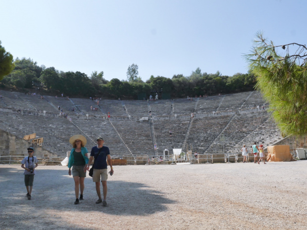 Teatr w Epidauros – starożytna budowla powstała w Epidauros najprawdopodobniej ok. 330 r. p.n.e. na 14 tys. widzów